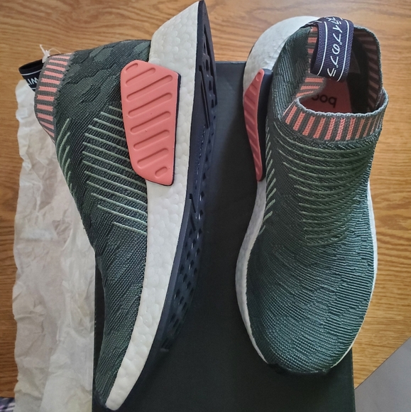 Adidas women shoes - Picture 2 of 5